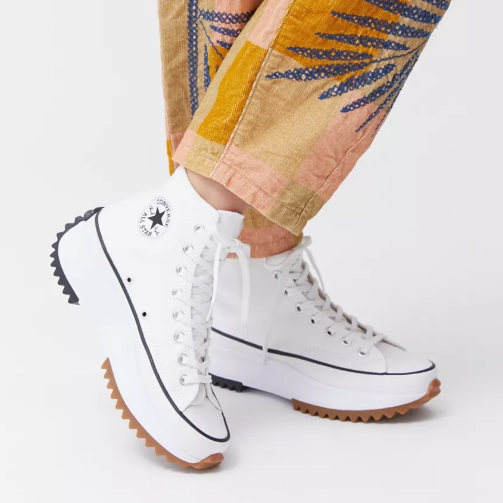 BNIB-CONVERSE RUN STAR HIKE HIGH TOP PLATFORM SNEAKER BOOTS